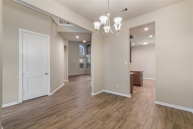 Building Photo - 4702 Primrose Valley Ln