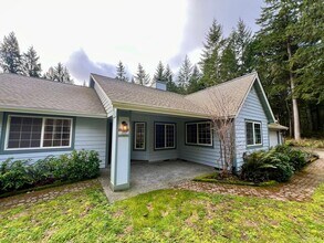 Building Photo - PENDING APPLICATION; Private 5 Acres