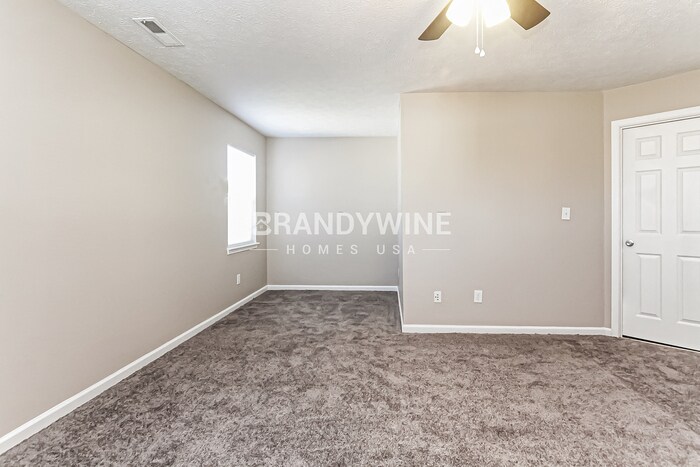 Building Photo - 16720 Yeoman Way