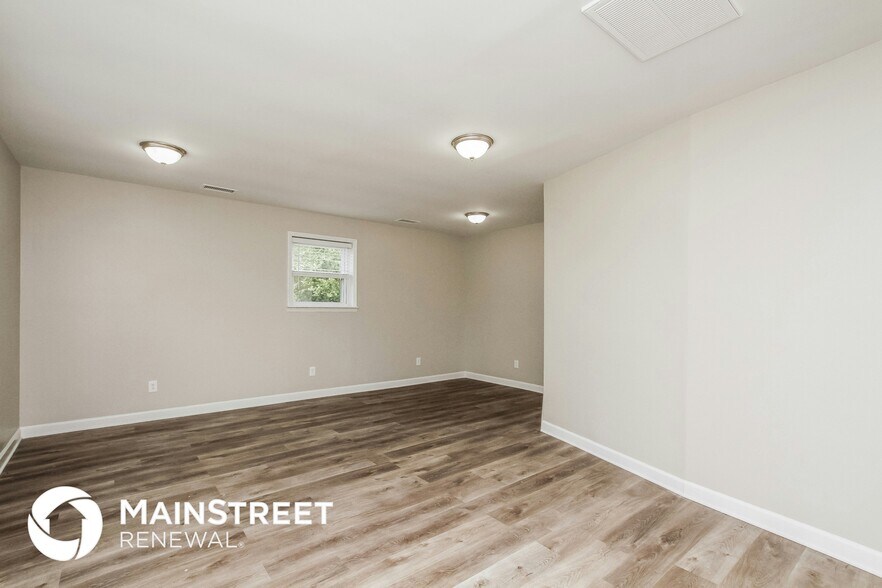 Building Photo - 200 Shepherd Rd