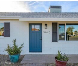 Building Photo - 5640 N 38th Dr