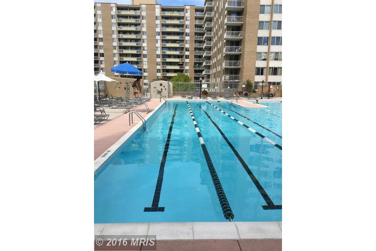 Shared Pool - 2939 Van Ness St NW