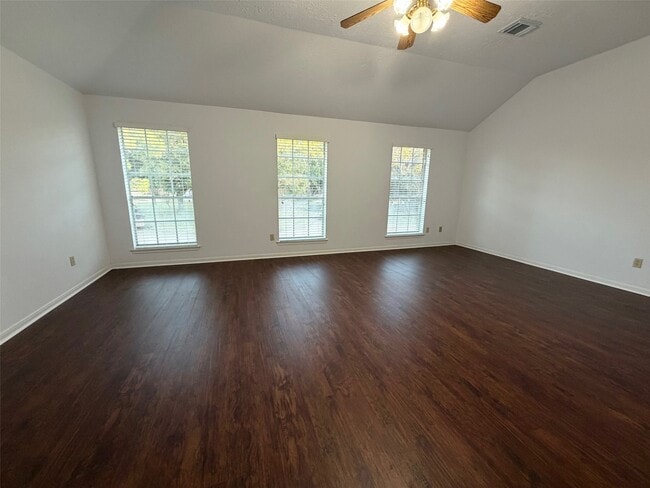 Building Photo - 2226 Mill Creek Dr