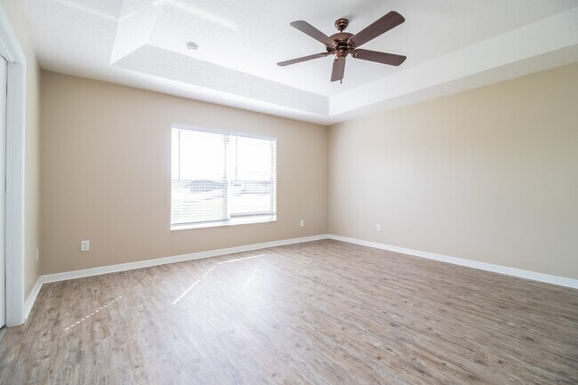 Building Photo - 2677 Grassmoor Loop