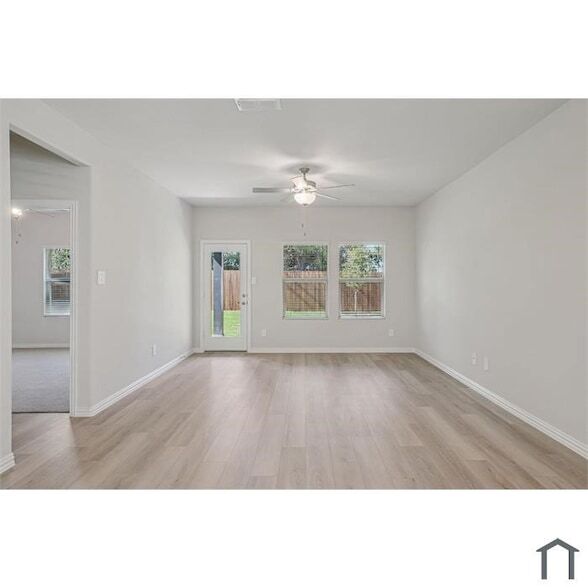 Building Photo - 6004 Alderton Dr