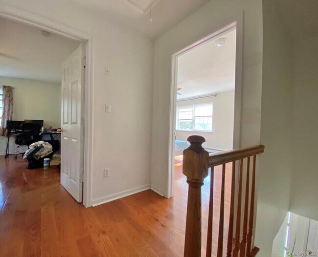 Building Photo - 7 Penny Ln