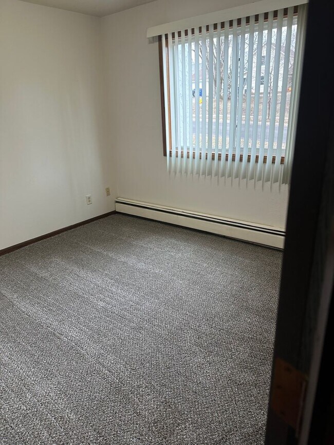 Building Photo - Two Bedroom