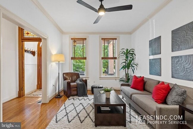 Building Photo - 260 15th St SE