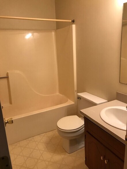 Second Bathroom - 93 Nottingham Dr