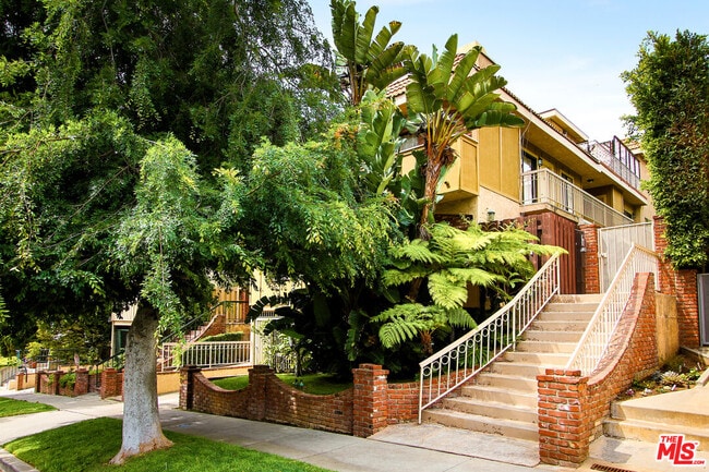 Building Photo - 10671 Wilkins Ave