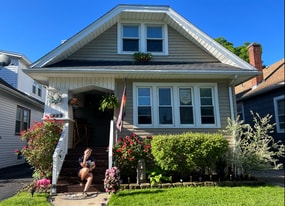 Building Photo - 223 Parkwood Ave