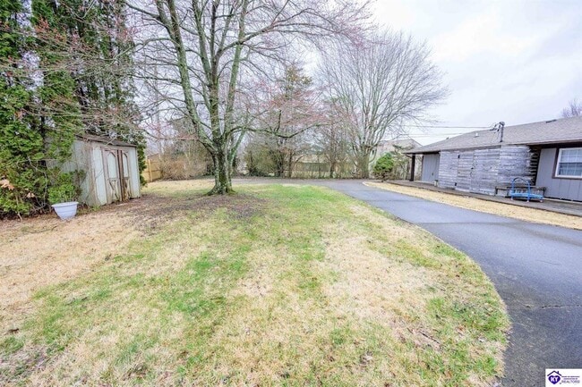Building Photo - 1615 Catalpa Rd