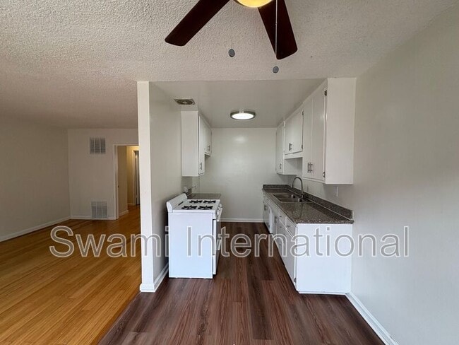 Building Photo - 2700 W El Segundo Blvd