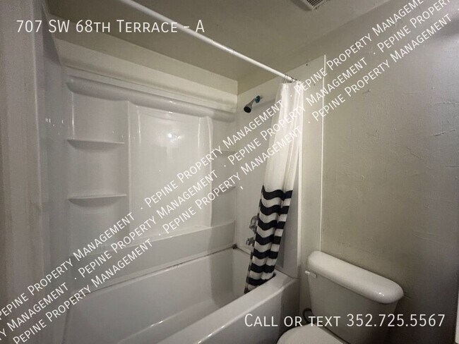 Building Photo - 707 SW 68th Terrace