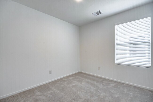 Building Photo - 21543 Carosella Dr