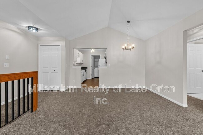 Building Photo - 56103 Chesapeake Trail