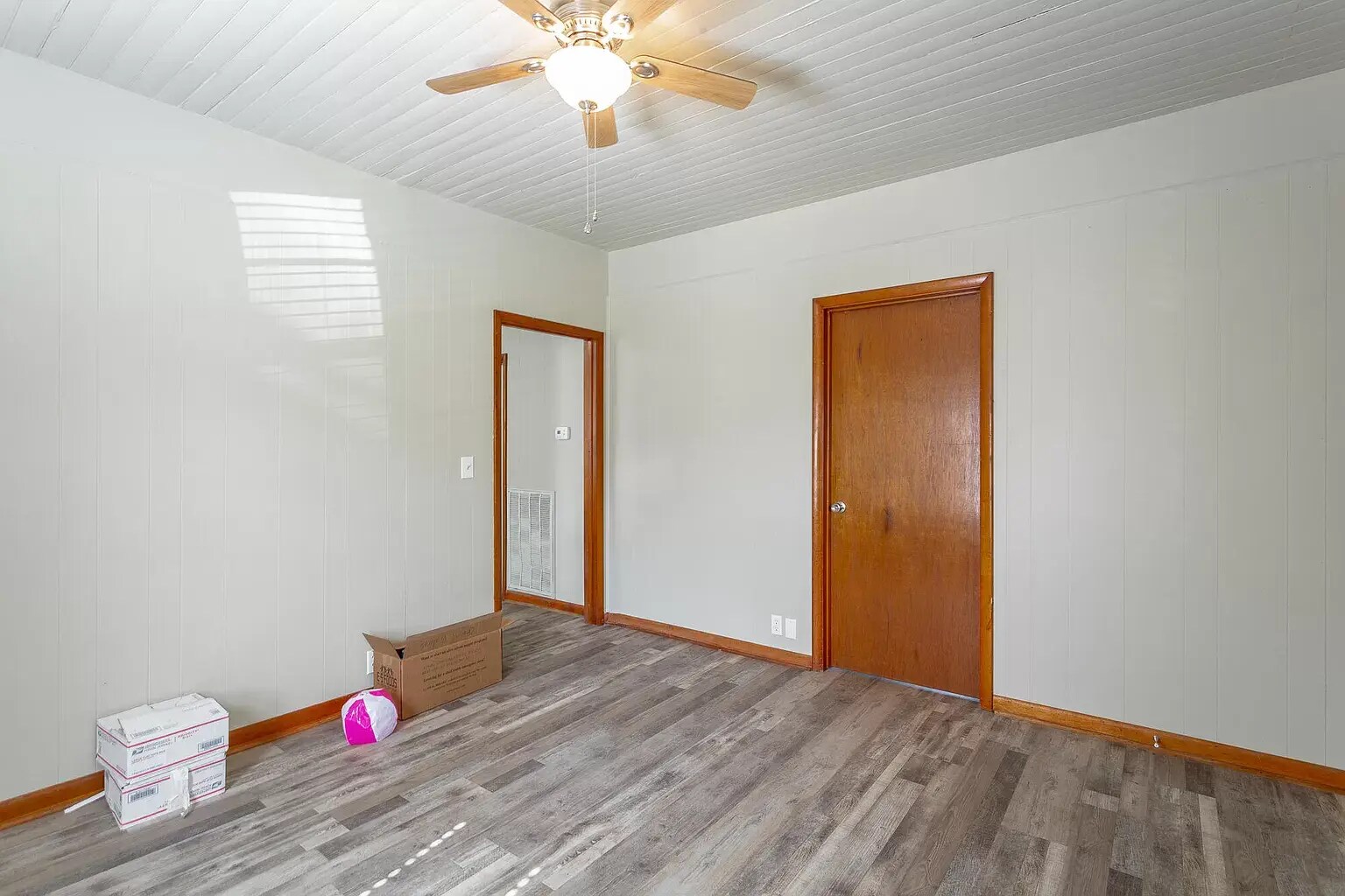 Building Photo - 206 Spruce St