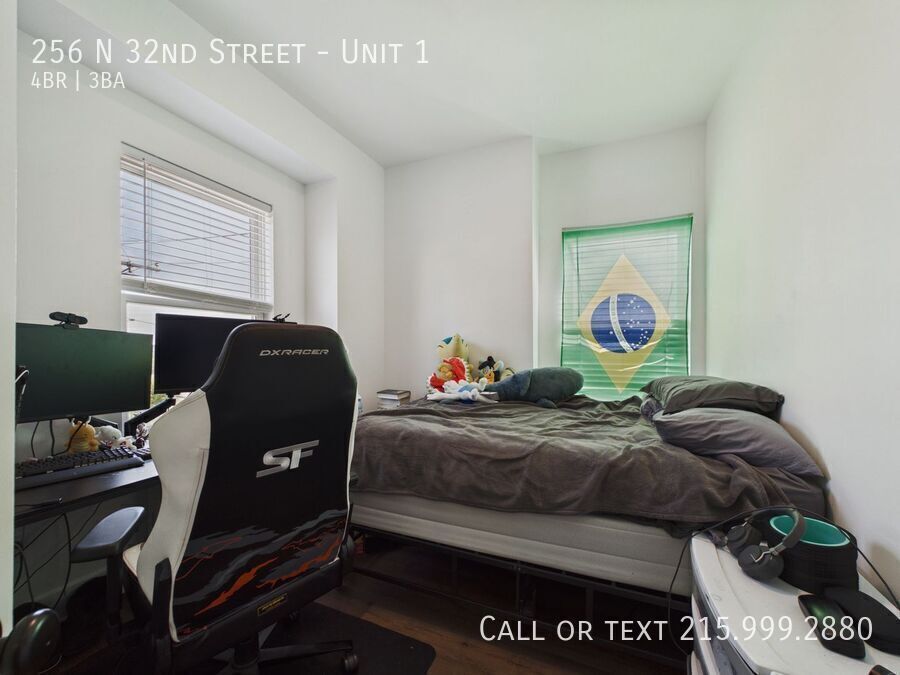 Building Photo - 256 N 32nd St