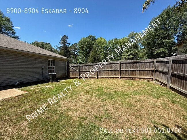 Building Photo - 8900-8904 Eskabar-8904