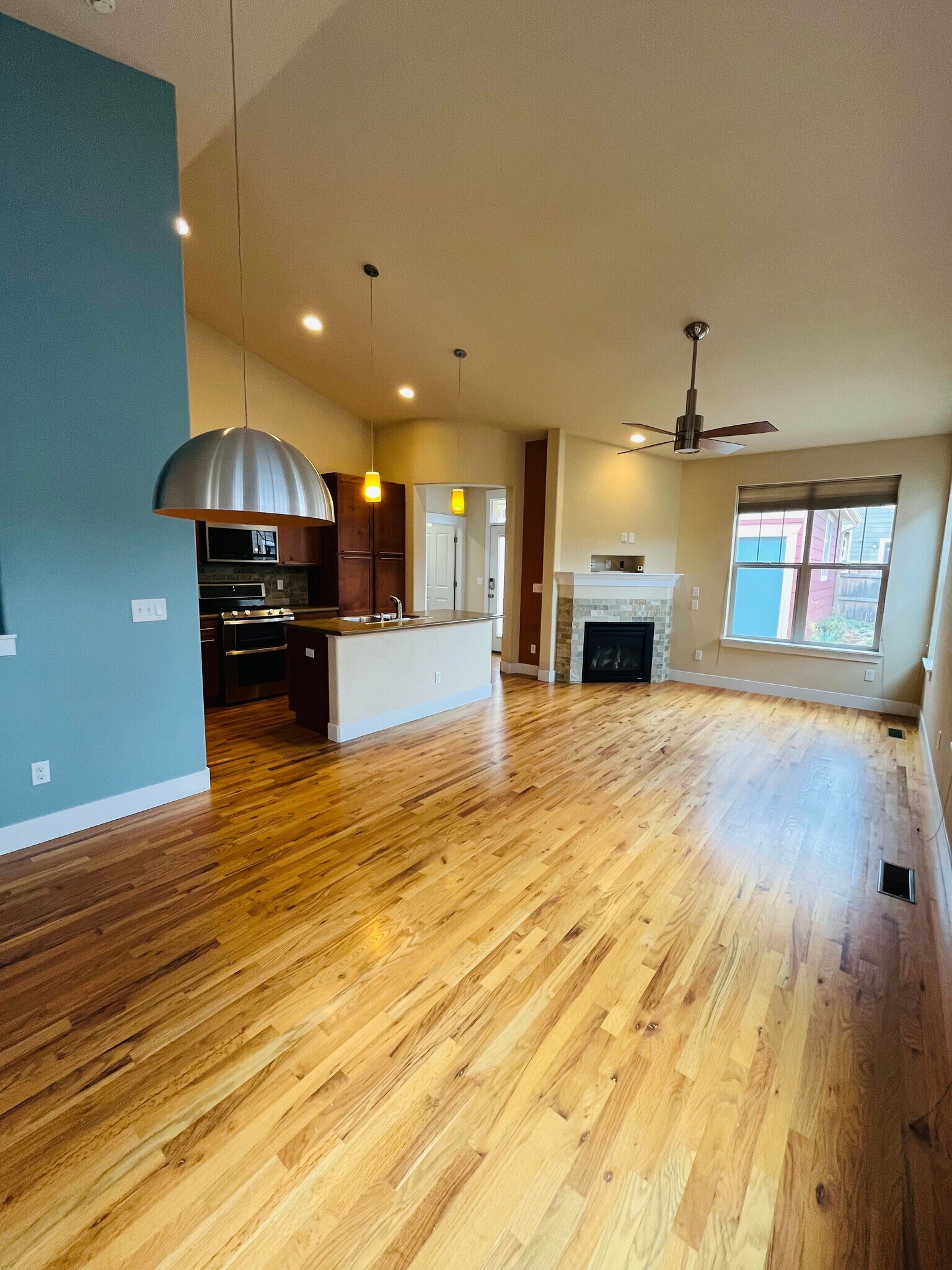 Building Photo - 7828 E 21st Ave