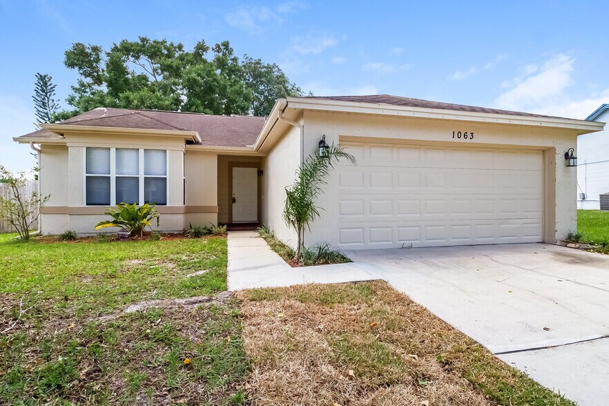 Primary Photo - 1063 Alpug Ave