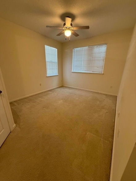 Building Photo - 9901 Baywinds Blvd