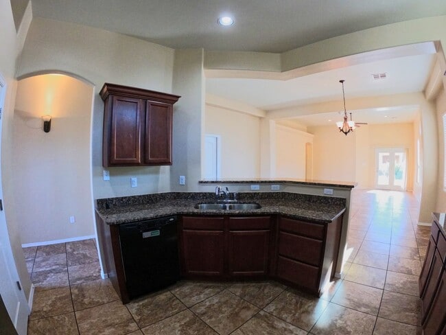 Building Photo - 7518 Sierra Bella Pl