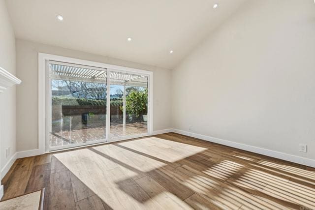 Building Photo - 819 Daphne Ct