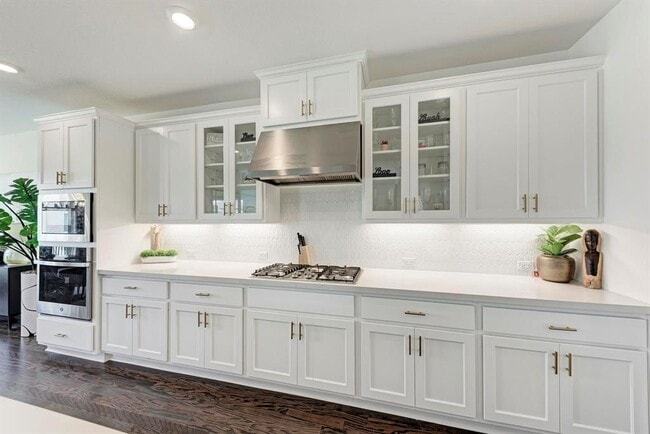 Building Photo - 5028 Olimpico Wy