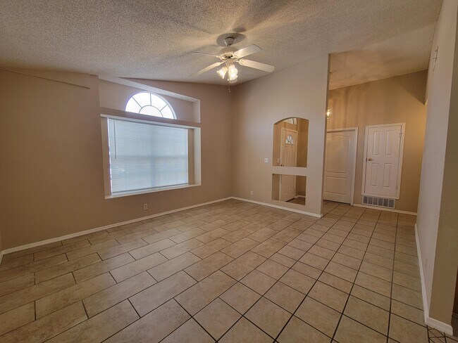 Building Photo - 3605 Tierra Zafiro Dr