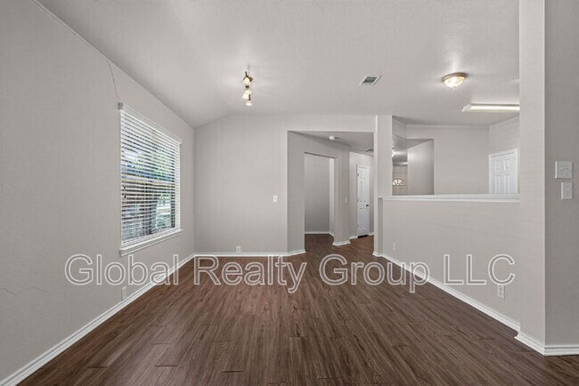 Building Photo - 5240 Brookline