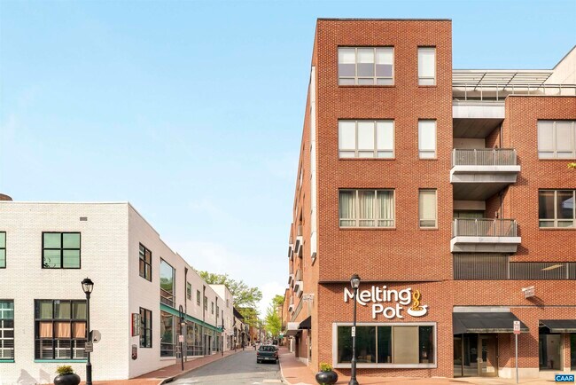 Building Photo - 112 South Street East