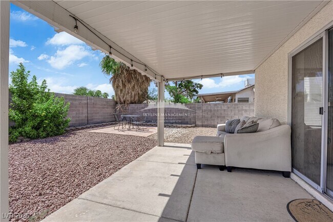 Building Photo - 5037 Sock Hop Way