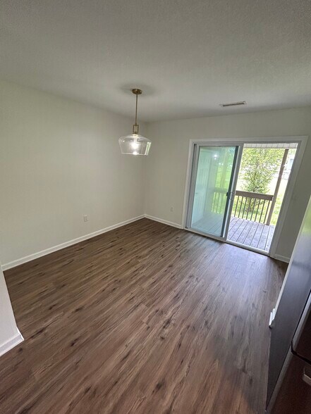 Building Photo - 53 Meadow Glen Ct