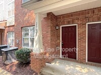 Building Photo - 1131 Ilana Ct