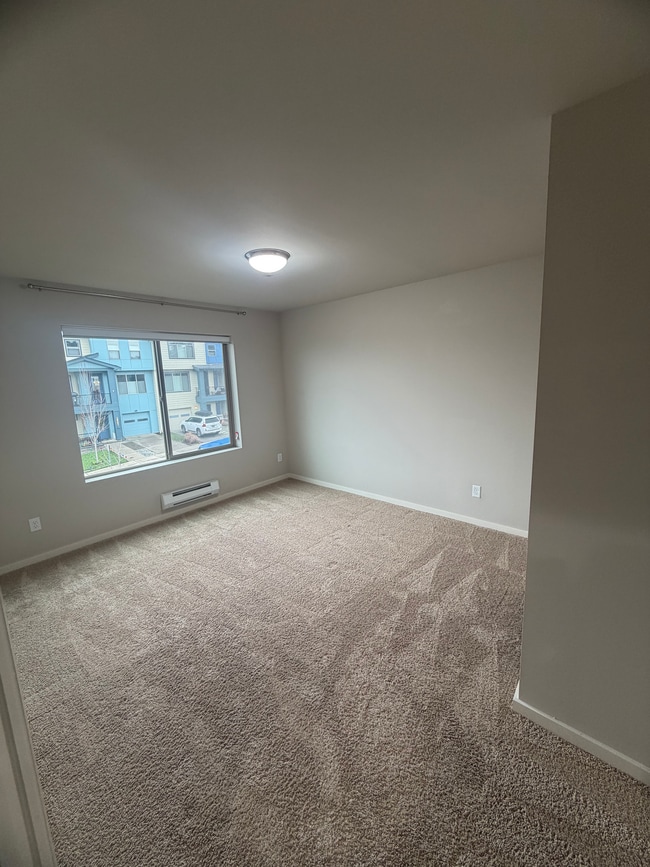 Building Photo - 1049 SW 99th Pl