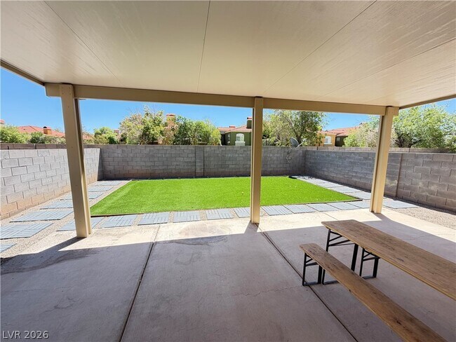 Building Photo - 5360 Cielo Oro St