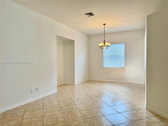 Building Photo - 4321 W Whitewater Ave