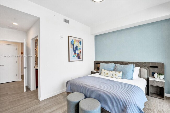 Building Photo - 580-572 72nd St