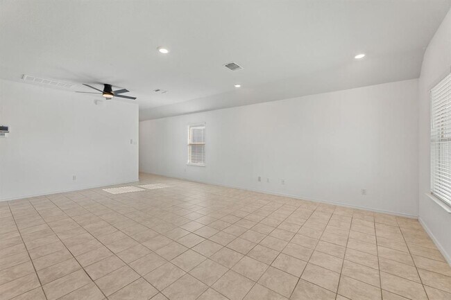 Building Photo - 141 Hammond Ct