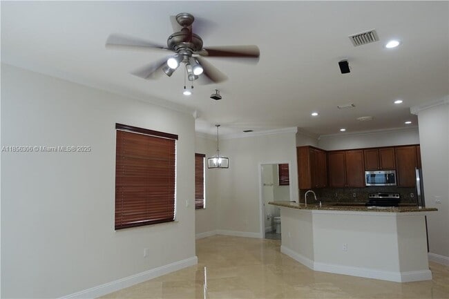 Building Photo - 18125 NW 89th Ct