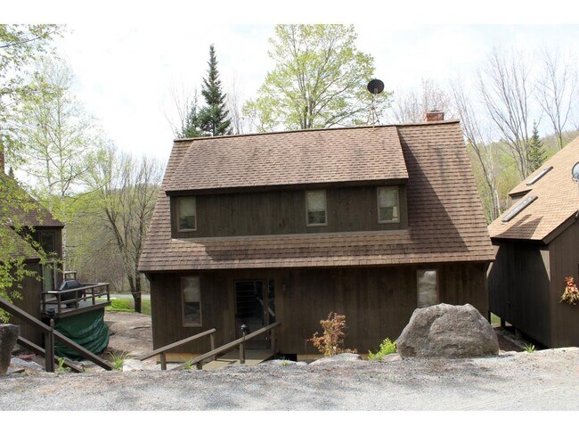 Primary Photo - 619 Otter Rd