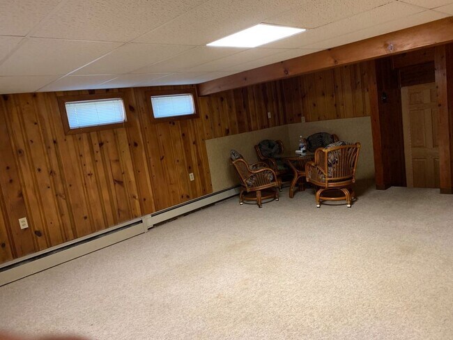 Building Photo - 317 Chestnut St