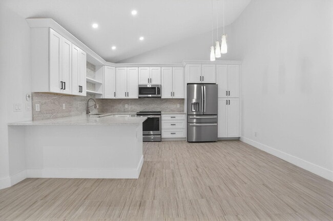 Building Photo - 5230 Woodruff Ln