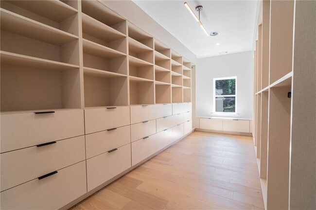 Building Photo - 4051 Annecy Dr SW