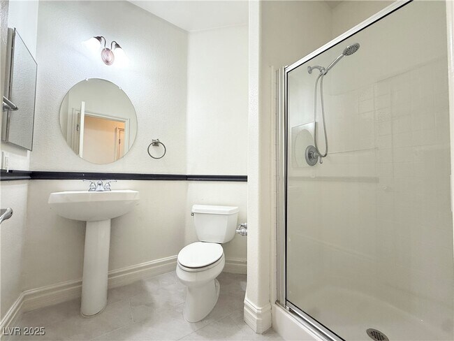 Building Photo - 9748 Waukegan Ave