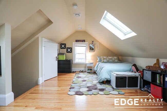 Building Photo - 34 Matchett St