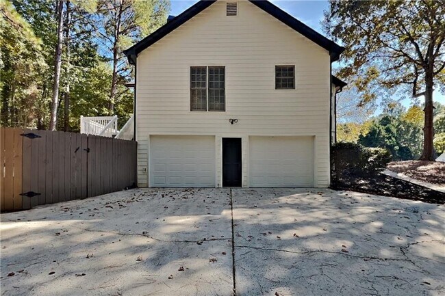 Building Photo - 339 Warrenton Dr