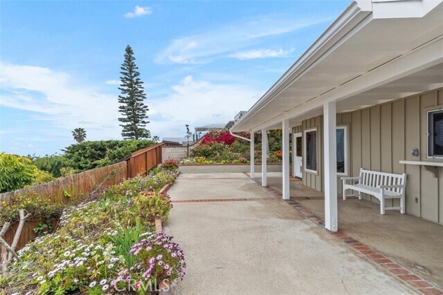 Building Photo - 30811 Driftwood Dr