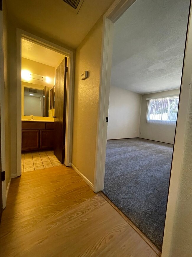 Building Photo - Charming 2 Bedroom, 2 Bath Duplex in Citru...